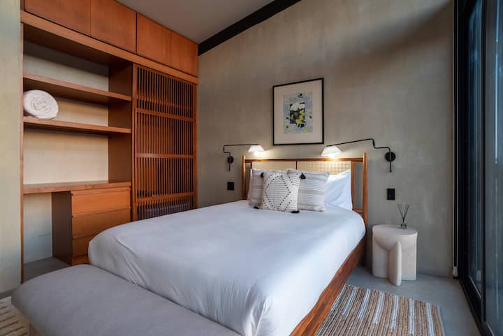 Built-in timber joinery and soft wall light